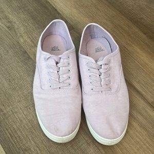 Wild Fable casual sneakers